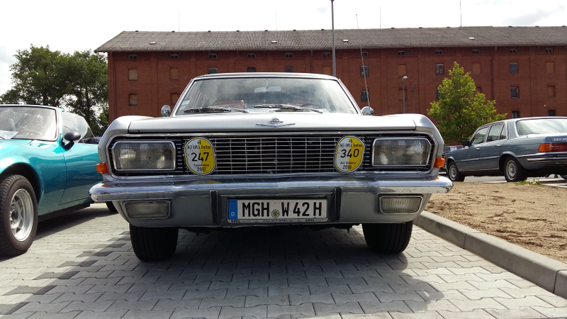 Illustration for article titled Another oldtimer meet photodumpÂ